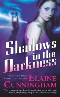 Cunningham Elaine — Shadows in the Darkness