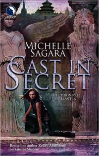 Sagara West, Michelle — Cast in Secret