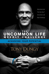 Tony Dungy;Nathan Whitaker; & Nathan Whitaker — Achieving Your Potential