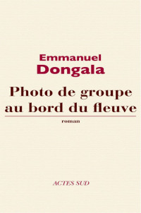 Dongala Emmanuel [Dongala Emmanuel] — Photo De Groupe Au Bord Du Fleuve