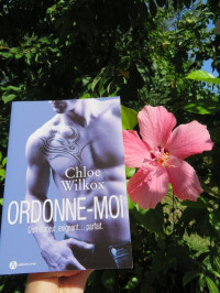 Chloe Wilkox — Ordonne-moi