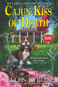 Ellen Byron — Cajun Kiss of Death (A CAJUN COUNTRY MYSTERY)
