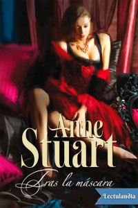 Anne Stuart — Tras la máscara